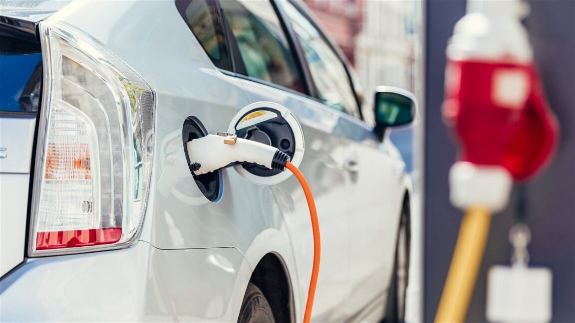 Entenda as Opções de Carregamento para Carros Elétricos e Como Escolher a Melhor