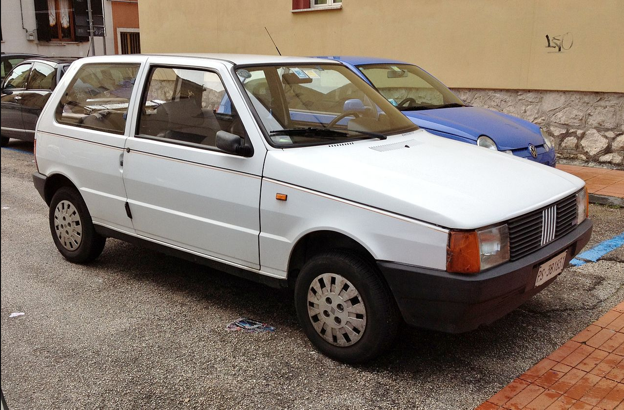 História e Impacto do Fiat Uno no Mercado Automotivo